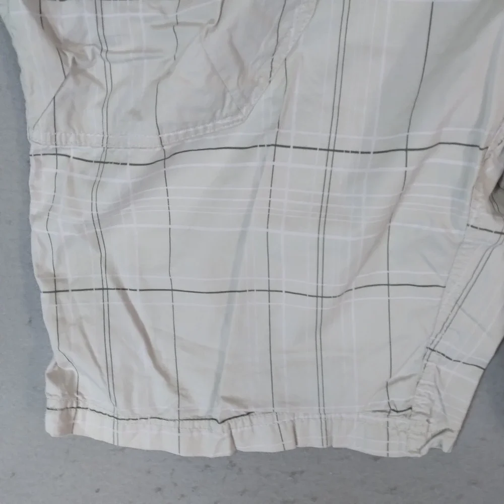 Nike Shorts men's 38 x 12 White plaid Athletic department Bermuda outdoor sports